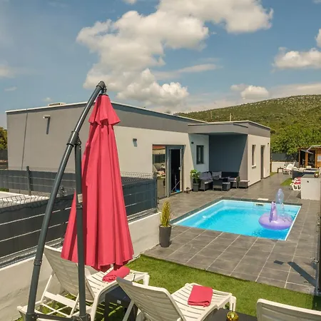 Family Friendly House With A Swimming Pool Marina, Trogir - 23644 * Marina