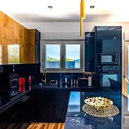 Tatil Evi Family Friendly House With A Swimming Pool Marina, Trogir - 23644 *